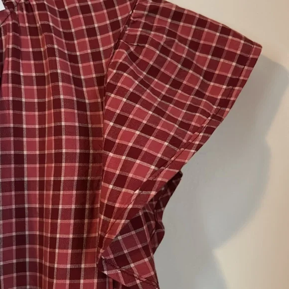 NWT flutter sleeve midi plaid dress - Picture 3 of 4